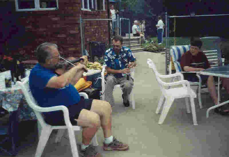 summerparty3.jpg