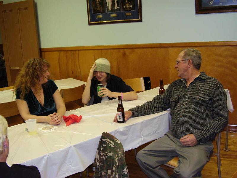 xmasparty09.jpg