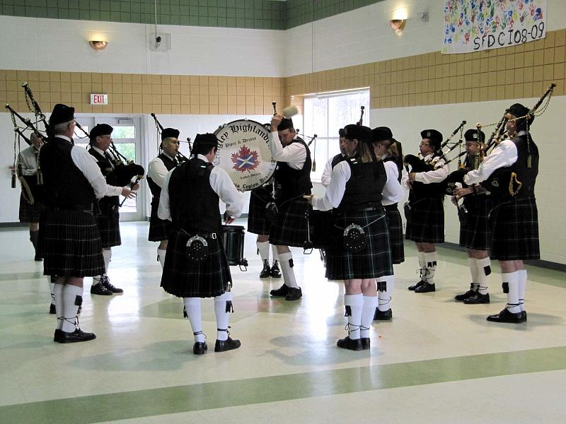 QuigleyHighlanders.JPG